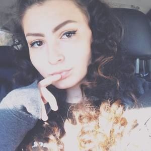 Meet your Posher, Victoria